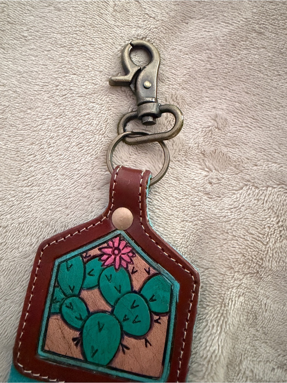 Myra Bag Leather Tassel Bag Charm Sunflower Tooled Made in India NWT - Picture 4 of 7